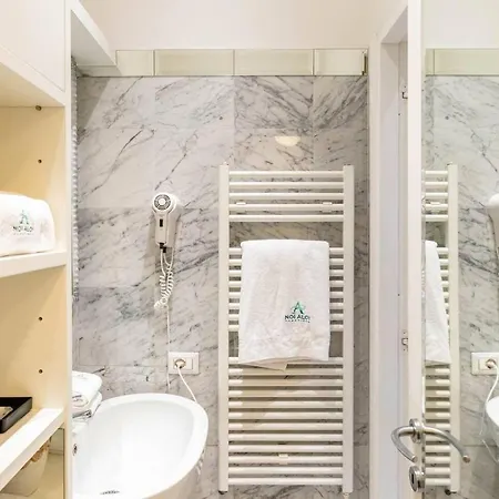 Vittoria Charme * Róma